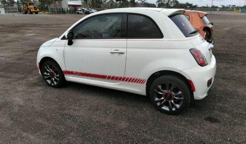 
								2017 Fiat 500 full									
