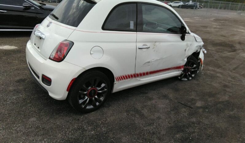 
								2017 Fiat 500 full									