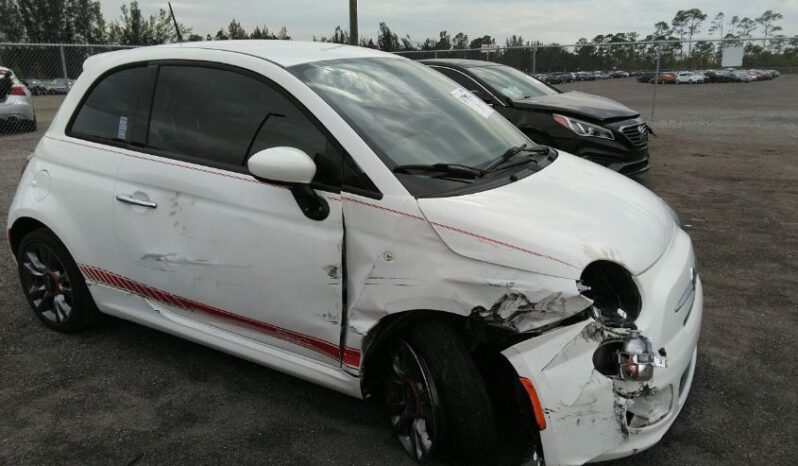 
								2017 Fiat 500 full									
