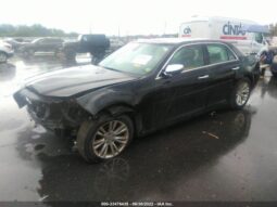 
										2016 Chrysler 300 full									