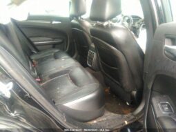 
										2016 Chrysler 300 full									