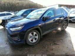 
										2022 Toyota Rav4 full									