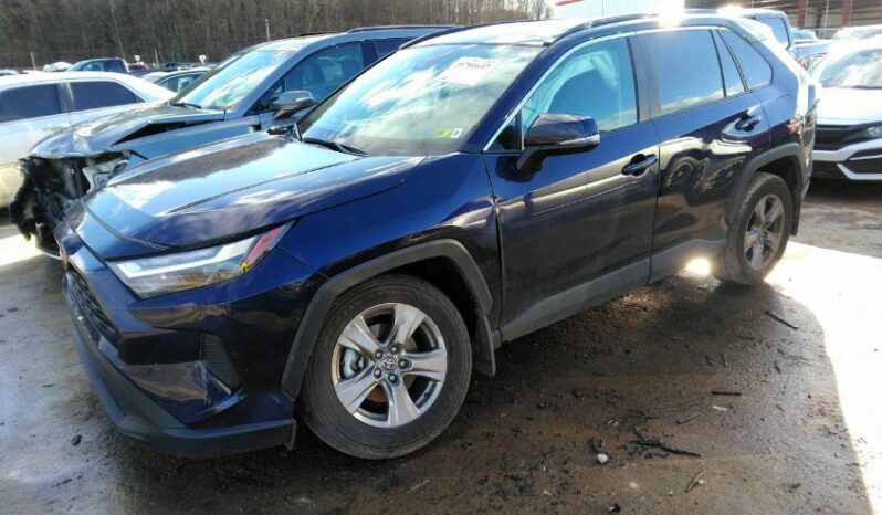 
								2022 Toyota Rav4 full									