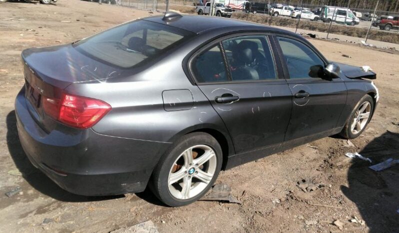
								2013 BMW 3 series full									