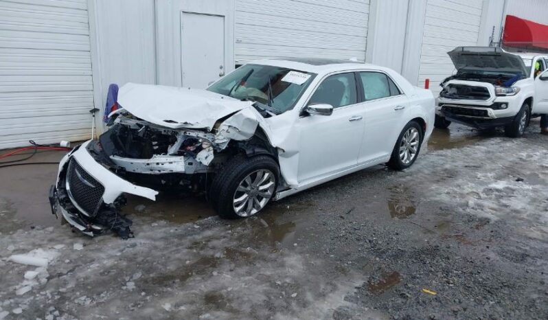 
								2018 Chrysler 300 full									