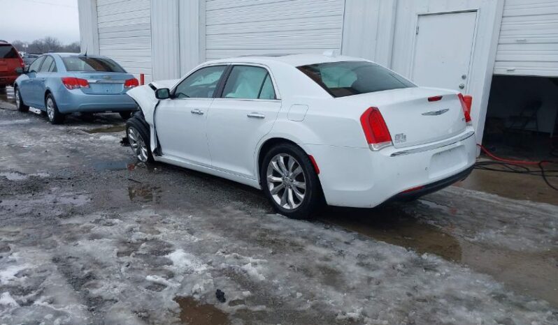 
								2018 Chrysler 300 full									