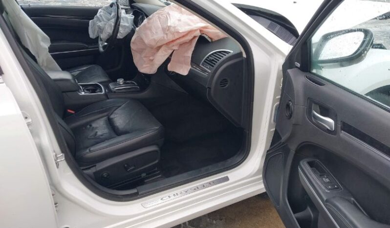 
								2018 Chrysler 300 full									
