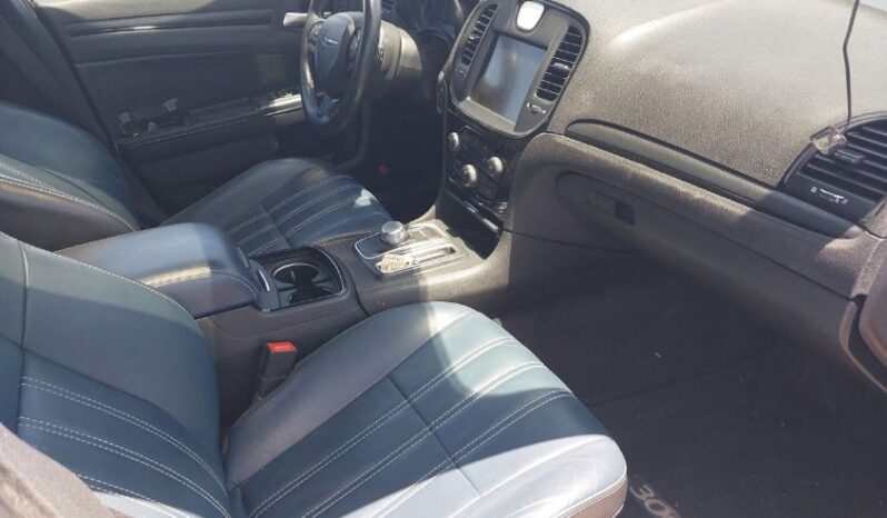 
								2015 Chrysler 300 full									
