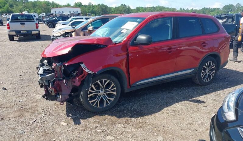 
								2018 Mitsubishi Outlander full									