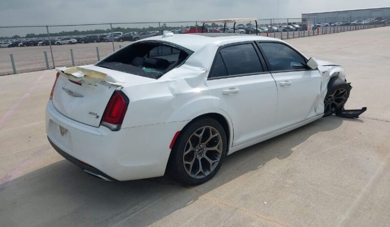 
								2015 Chrysler 300 full									