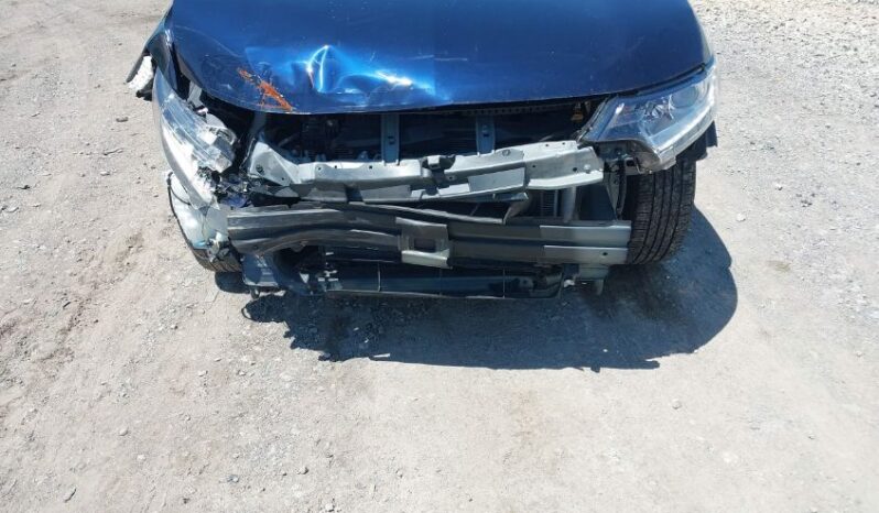 
								2019 Mitsubishi Outlander full									