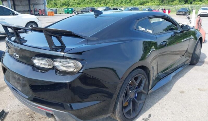 
								2021 Chevrolet Camaro full									