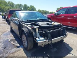 
										2012 Chrysler 300 full									