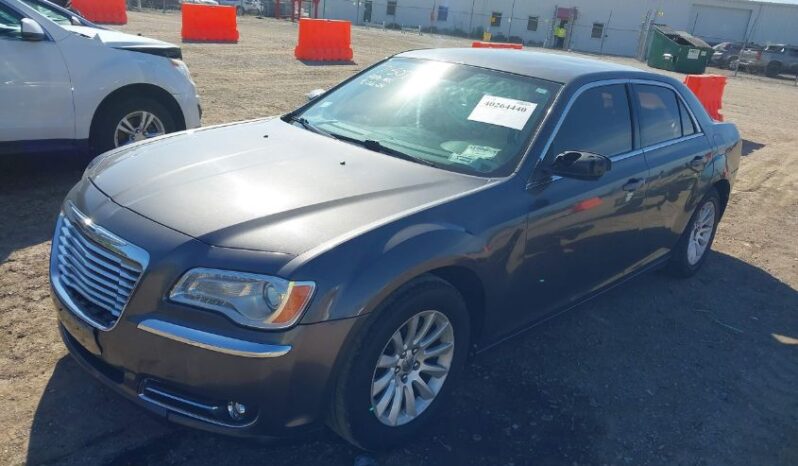 
								2013 Chrysler 300 full									