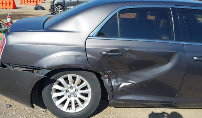 
								2013 Chrysler 300 full									