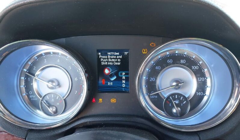 
								2013 Chrysler 300 full									