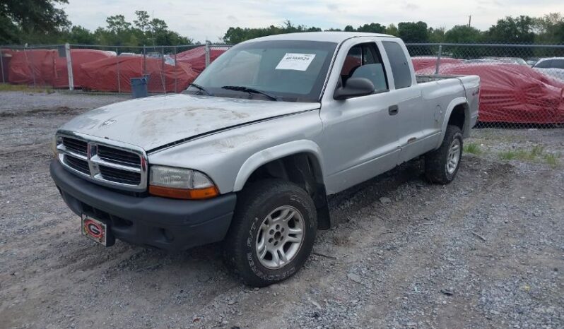 
								2004 Dodge Dakota full									