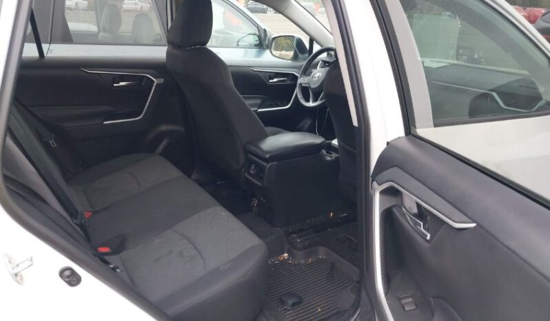 
								2020 Toyota Rav4 full									