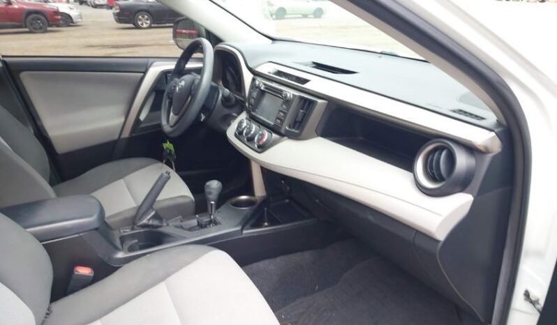 
								2015 Toyota Rav4 full									