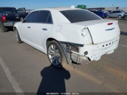 
										2018 Chrysler 300 full									