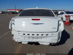 
										2018 Chrysler 300 full									