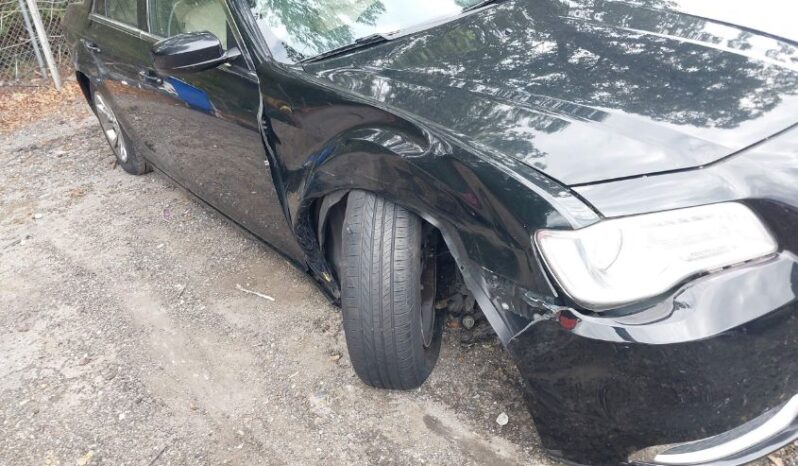 
								2015 Chrysler 300 full									