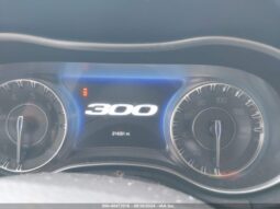 
										2015 Chrysler 300 full									