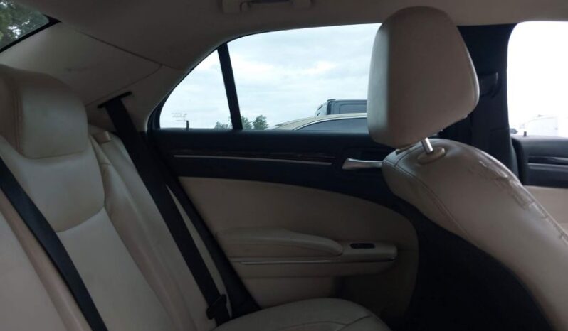 
								2015 Chrysler 300 full									