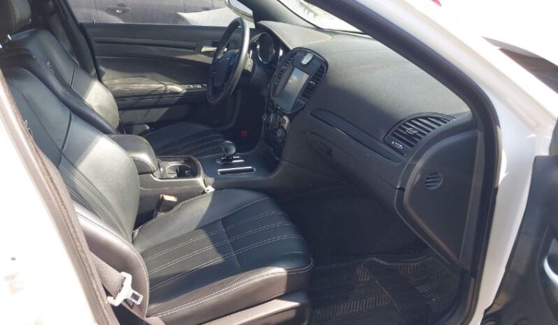 
								2013 Chrysler 300 full									