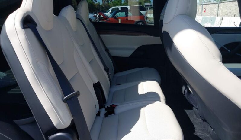 
								2022 Tesla Model x full									