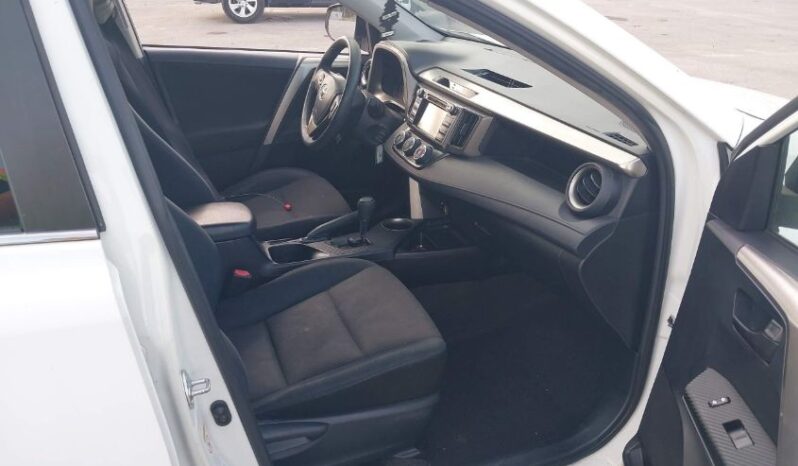 
								2015 Toyota Rav4 full									
