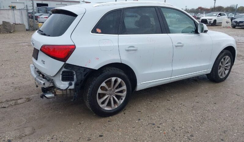 
								2015 Audi Q5 full									