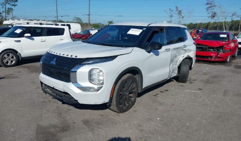 
								2024 Mitsubishi Outlander full									