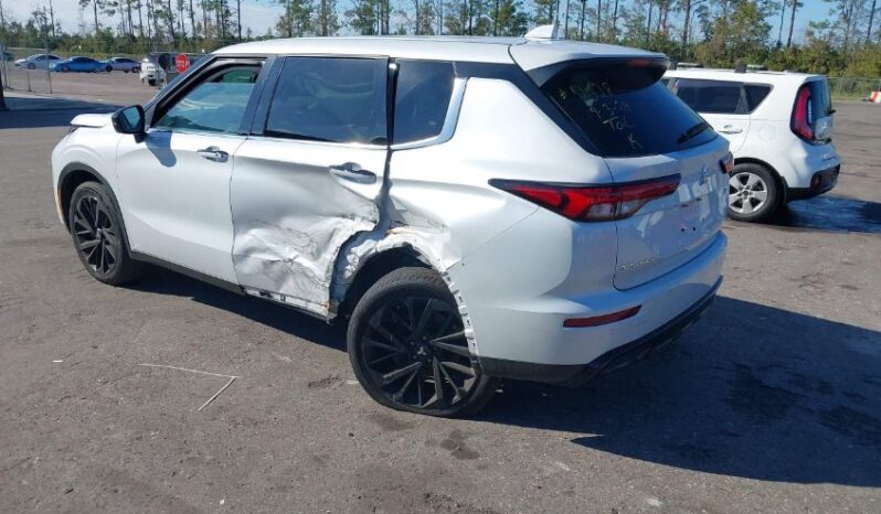 
								2024 Mitsubishi Outlander full									