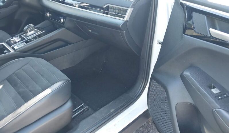 
								2024 Mitsubishi Outlander full									
