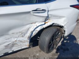 
										2024 Mitsubishi Outlander full									