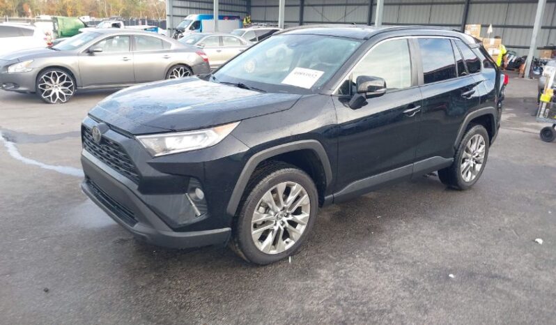 
								2020 Toyota Rav4 full									
