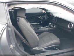 
										2019 Chevrolet Camaro full									