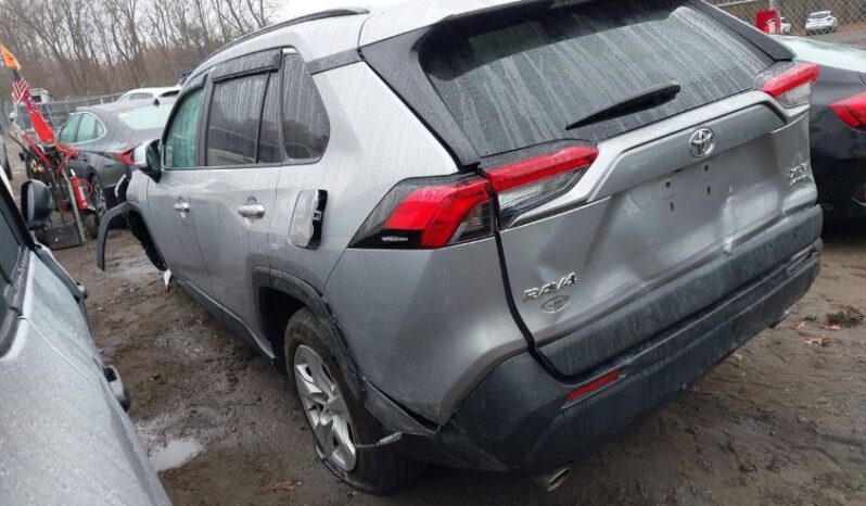 
								2020 Toyota Rav4 full									