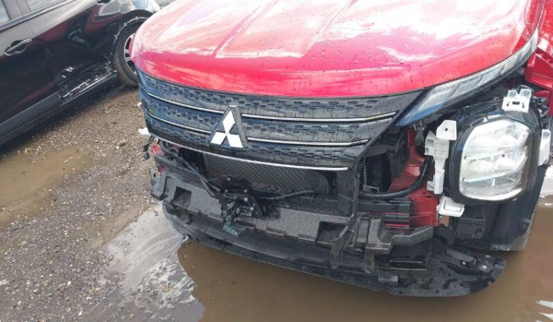 
								2024 Mitsubishi Outlander full									