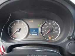 
										2014 Mitsubishi Outlander full									