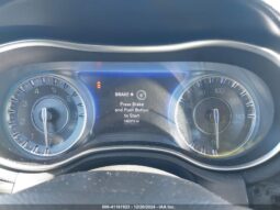 
										2015 Chrysler 300 full									