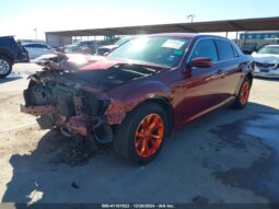 
										2015 Chrysler 300 full									