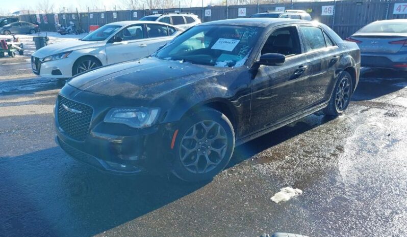 
								2017 Chrysler 300 full									