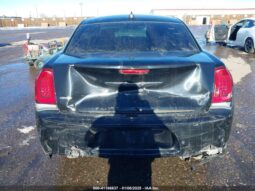 
										2017 Chrysler 300 full									