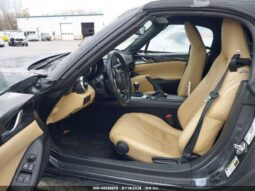 
										2016 Mazda Mx-5 miata full									