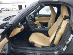 
										2016 Mazda Mx-5 miata full									