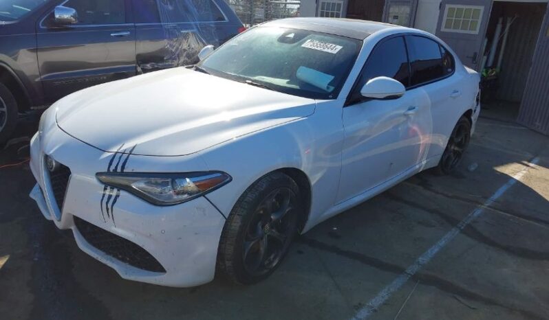 
								2017 Alfa romeo Giulia full									
