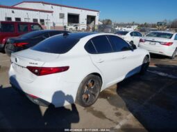 
										2017 Alfa romeo Giulia full									