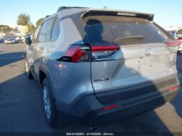 
										2019 Toyota Rav4 full									